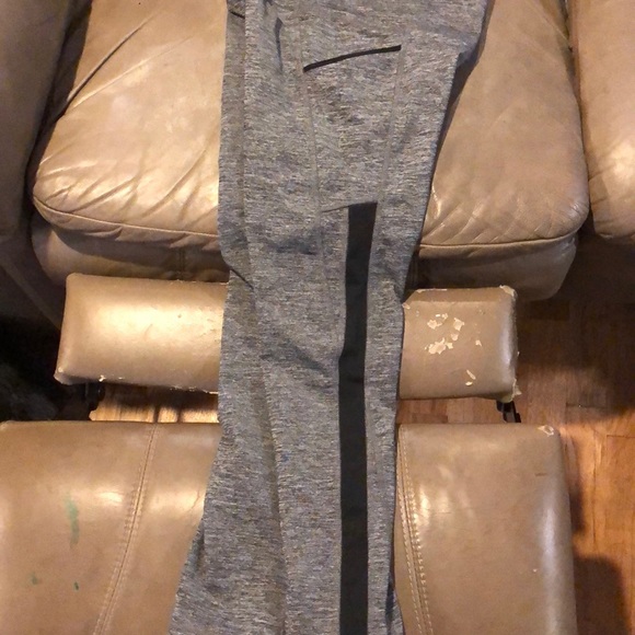 Yoga capris - Picture 6 of 6